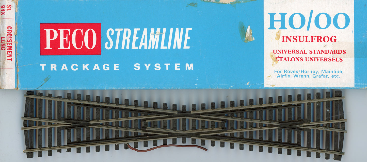 PECO Streamline Long Crossing - H0/00 Gauge SL94X