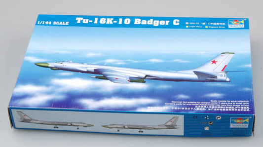 Tupolev Tu-16K-10 Badger 1/144 Scale Trumpeter 03908