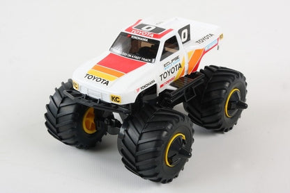 Toyota HiLux Monster Racer Jr.   - 1/32 Scale Tamiya 17009