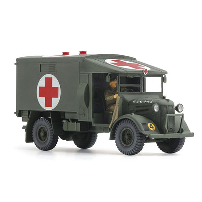 British 2-Ton 4x2 Ambulance - 1/32 Scale Tamiya 32605