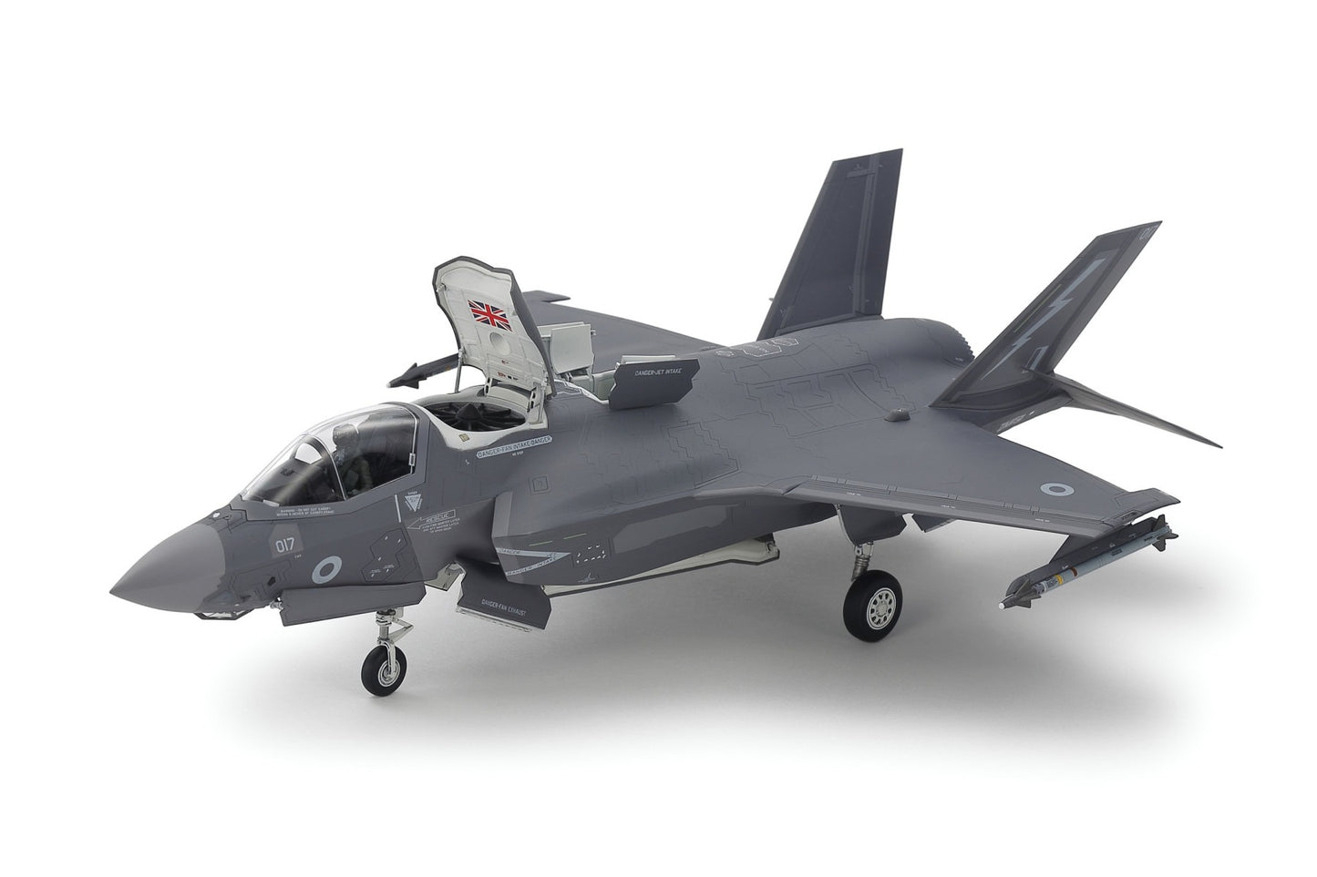 Lockheed Martin F-35 B Lightning II 1/72 Scale Tamiya 60793