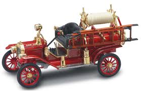 Ford Model T Fire Engine 1914 - 1/18 Scale Yat Ming YAT20038