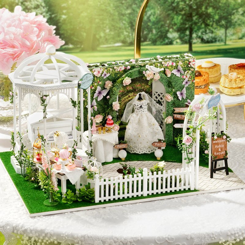 Meet To The Love Cute Room Dollhouse CRA-087