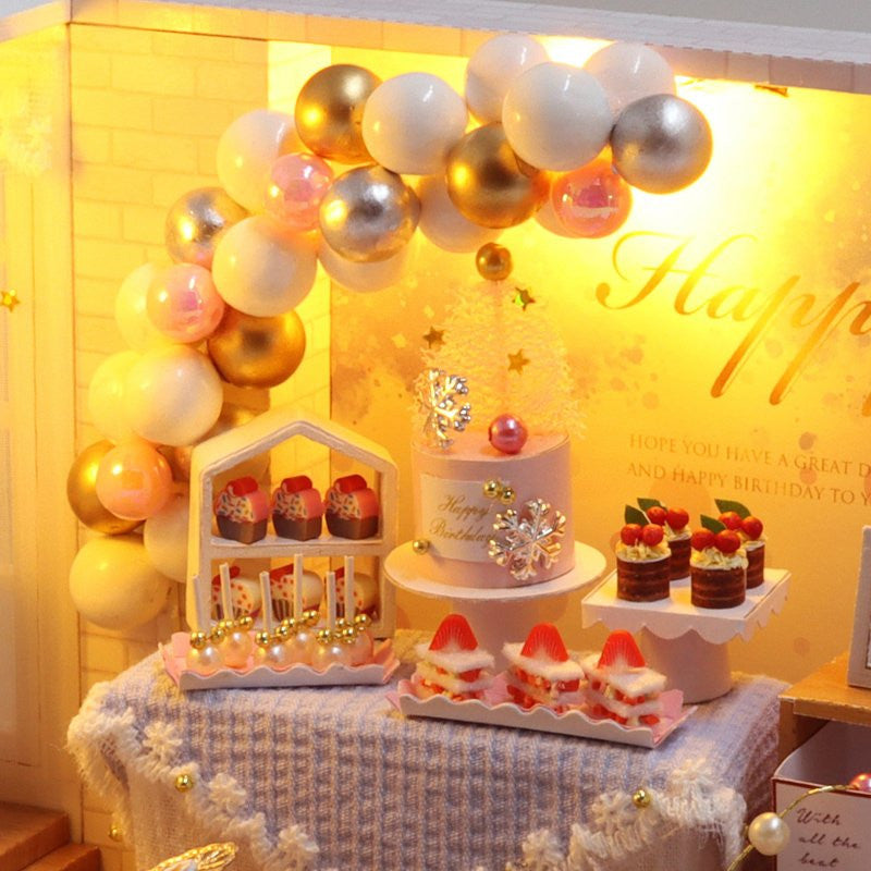 Camp Party Cute Room Dollhouse CRQT-010