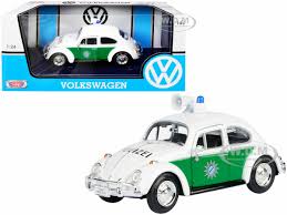Volkswagen Beetle German Police White 1966 - 1/24 Scale - MotorMax - MOT79588