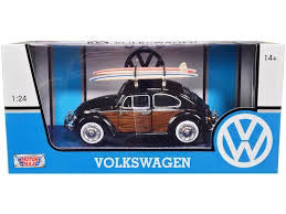Volkswagen Beetle Woody with 2 Surfboards Black 1966 - 1/24 Scale - MotorMax - MOT79591