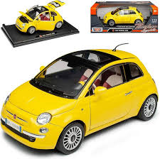 FIAT Nuova 500 Yellow - 1/24 Scale - MotorMax - MOT73373