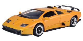 Lamborghini Diablo GT Yellow - 1/18 Scale - MotorMax - MOT73168