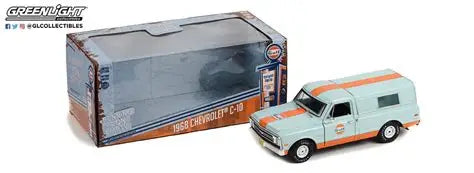 Chev C-10 Run On Empty W/Camper Shell Gulf Oil '68 1/24 GreenLight GR85062