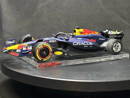 DIGITAL Red Bull F1 RB20 "M.Verstappen #1" 1/32 Scale Carrera Car32046