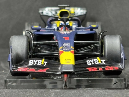 DIGITAL Red Bull F1 RB20 "M.Verstappen #1" 1/32 Scale Carrera Car32046