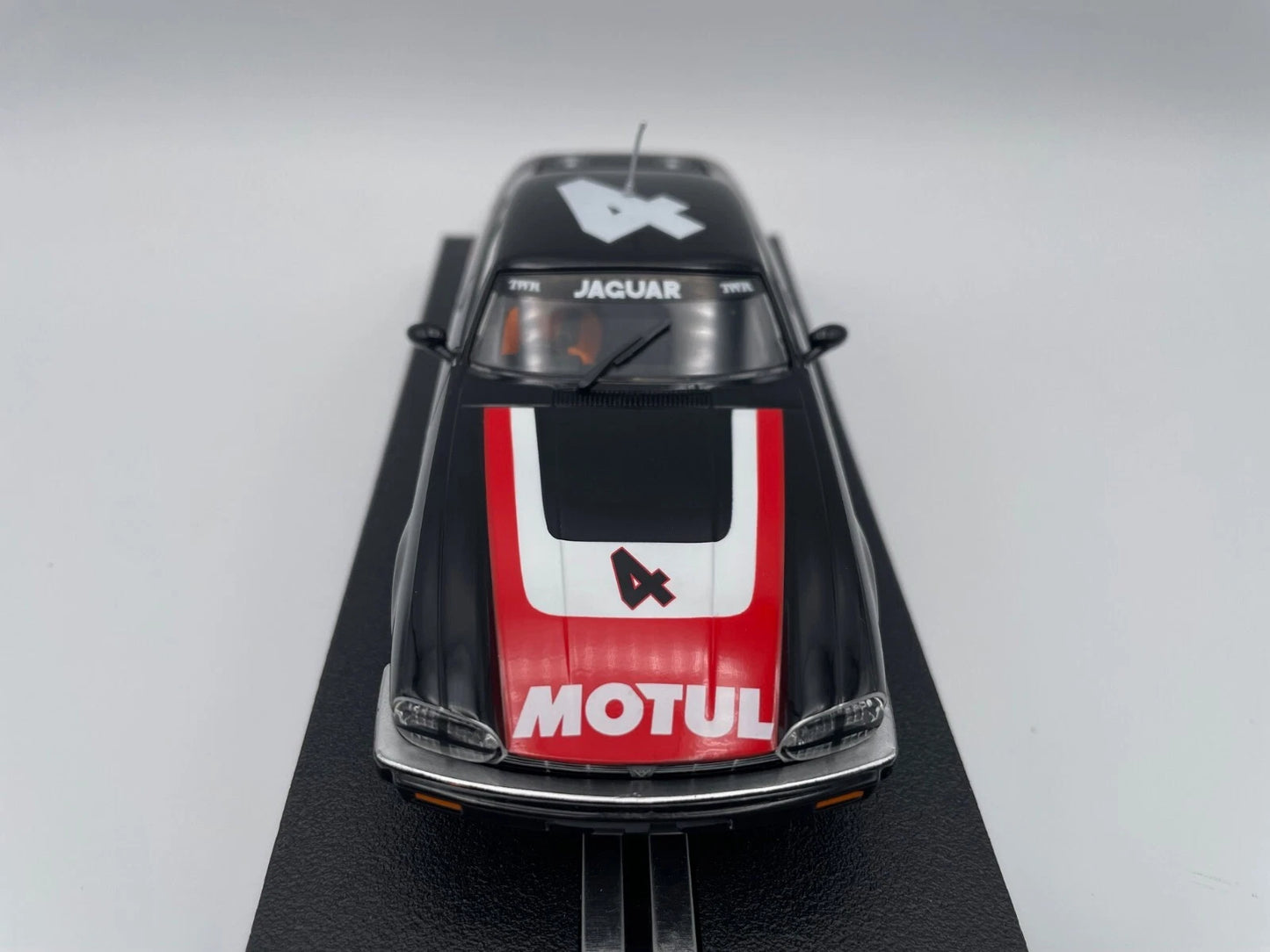 Jaguar XJS Spa 24hrs 1982 - 1/32 Scale - Scalextric - SCAC4261