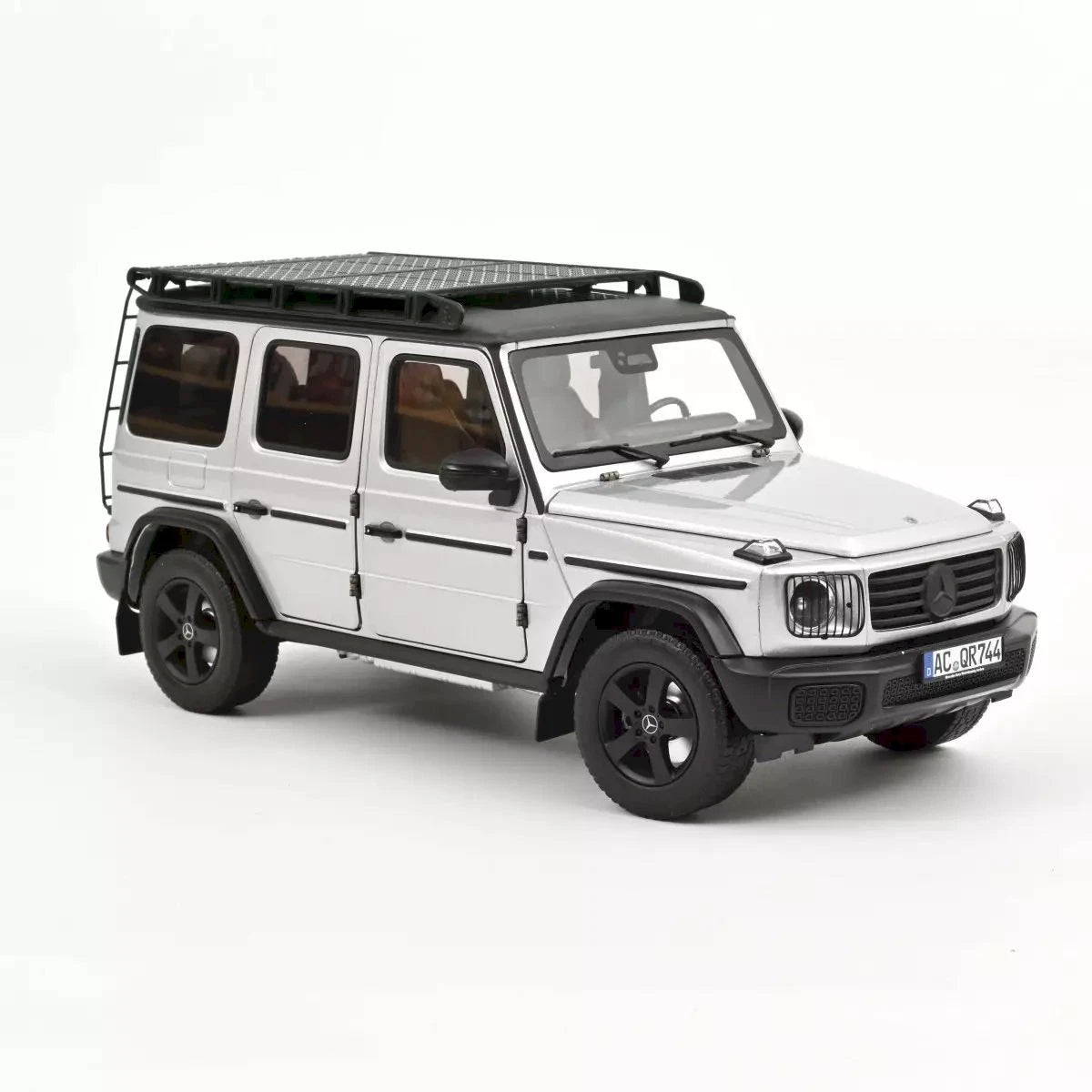Mercedes-Benz G-Class Iridium Silver 2024 - 1/18 Scale - Norev - MTDNOR183030