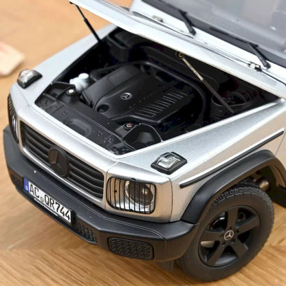 Mercedes-Benz G-Class Iridium Silver 2024 - 1/18 Scale - Norev - MTDNOR183030