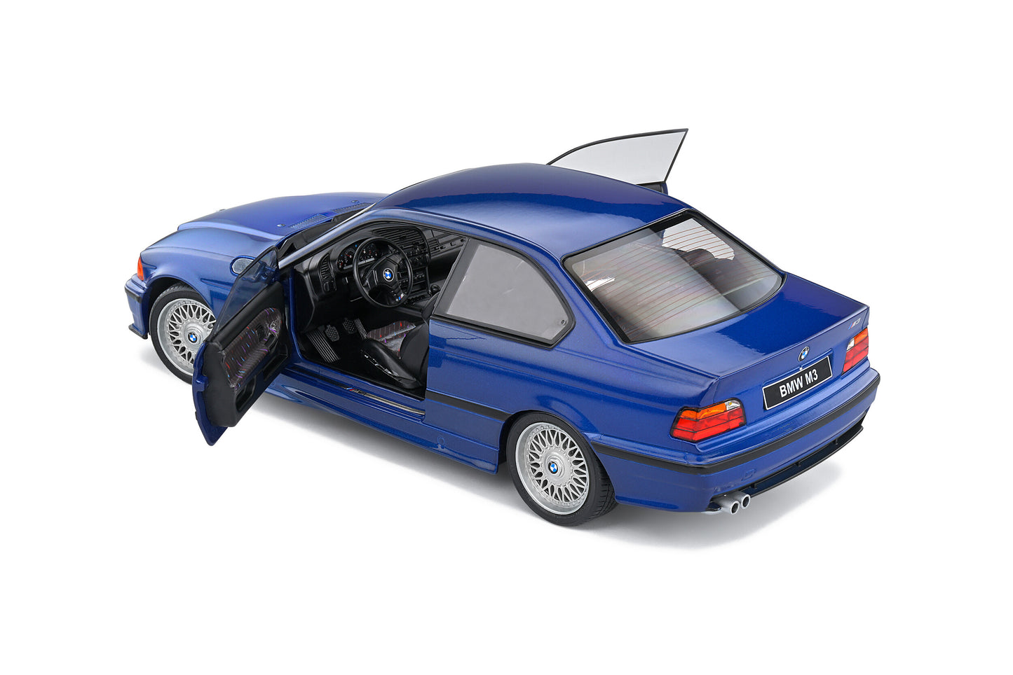 BMW E36 Coupe M3 – Avus Blue – 1994 1/18 Solido S1803908