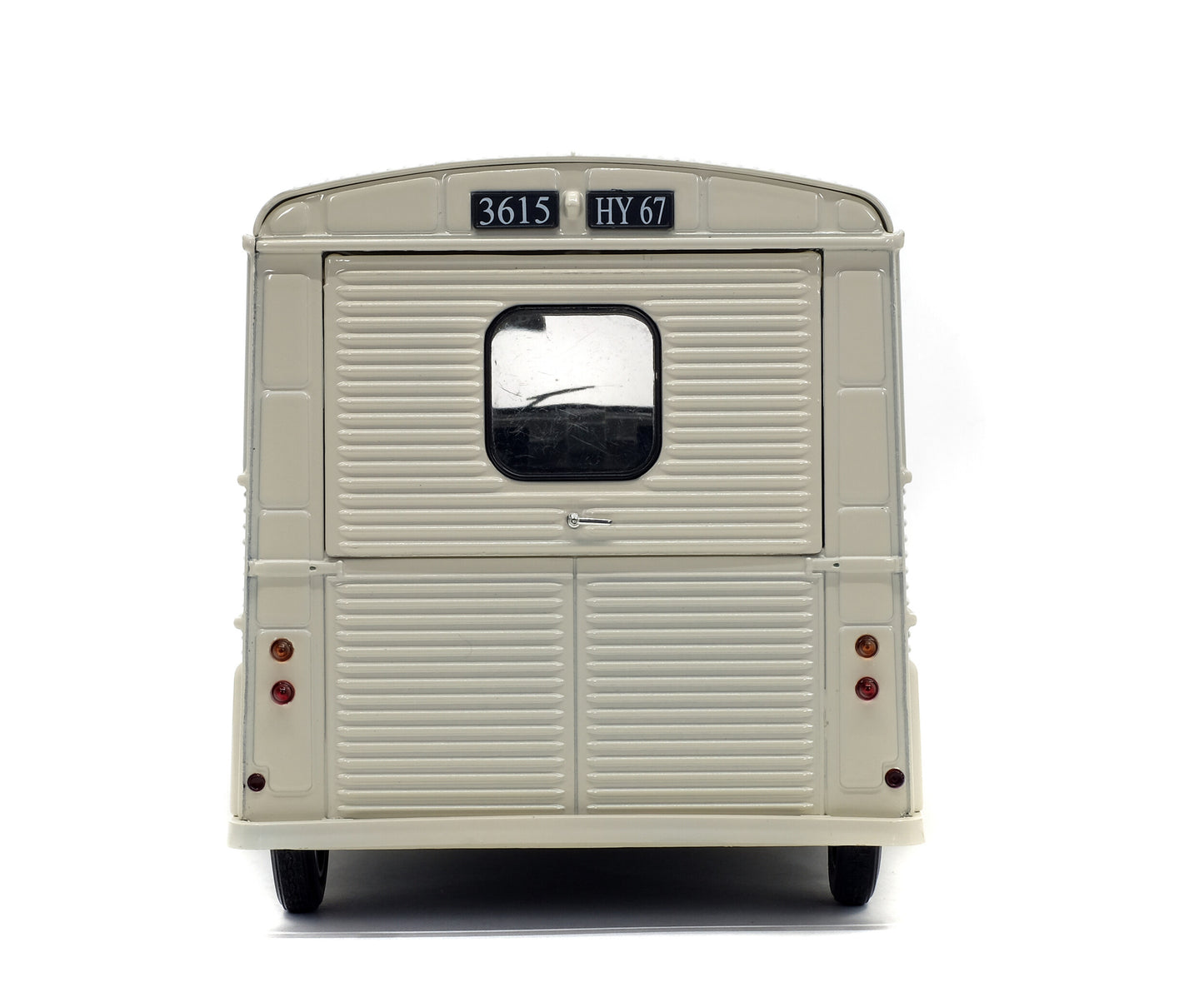 Citroën Type HY  Beige 1969 1/18 Solido S1804813