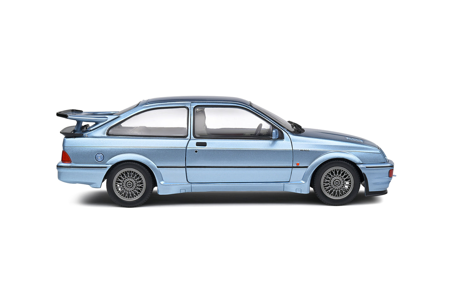 Ford Sierra RS500 – Bleu Glacier – 1987 1/18 Solido S1806106