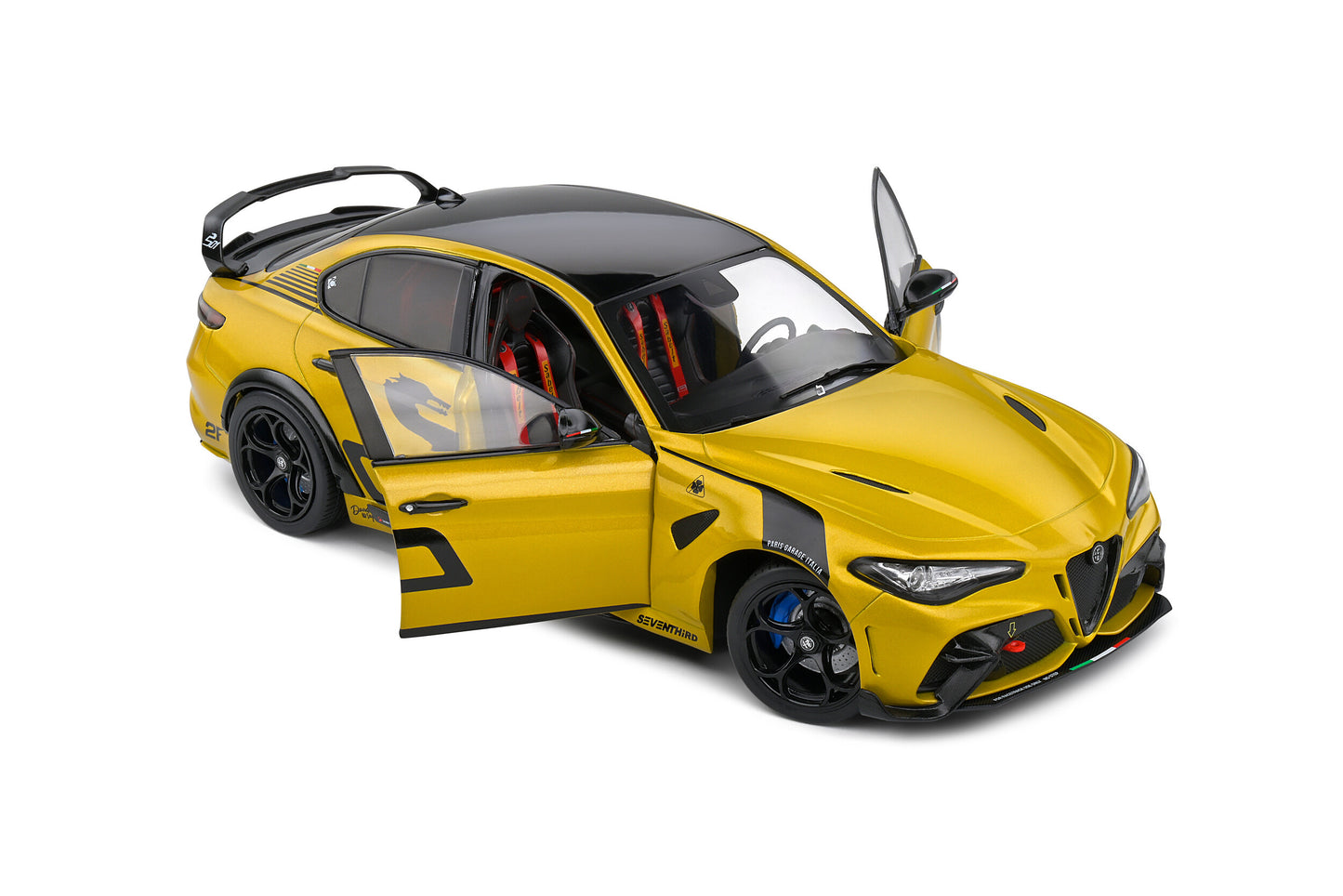 Alfa Romeo Giulia GTA Nagemaakt – 2022 1/18 Solido S1806905