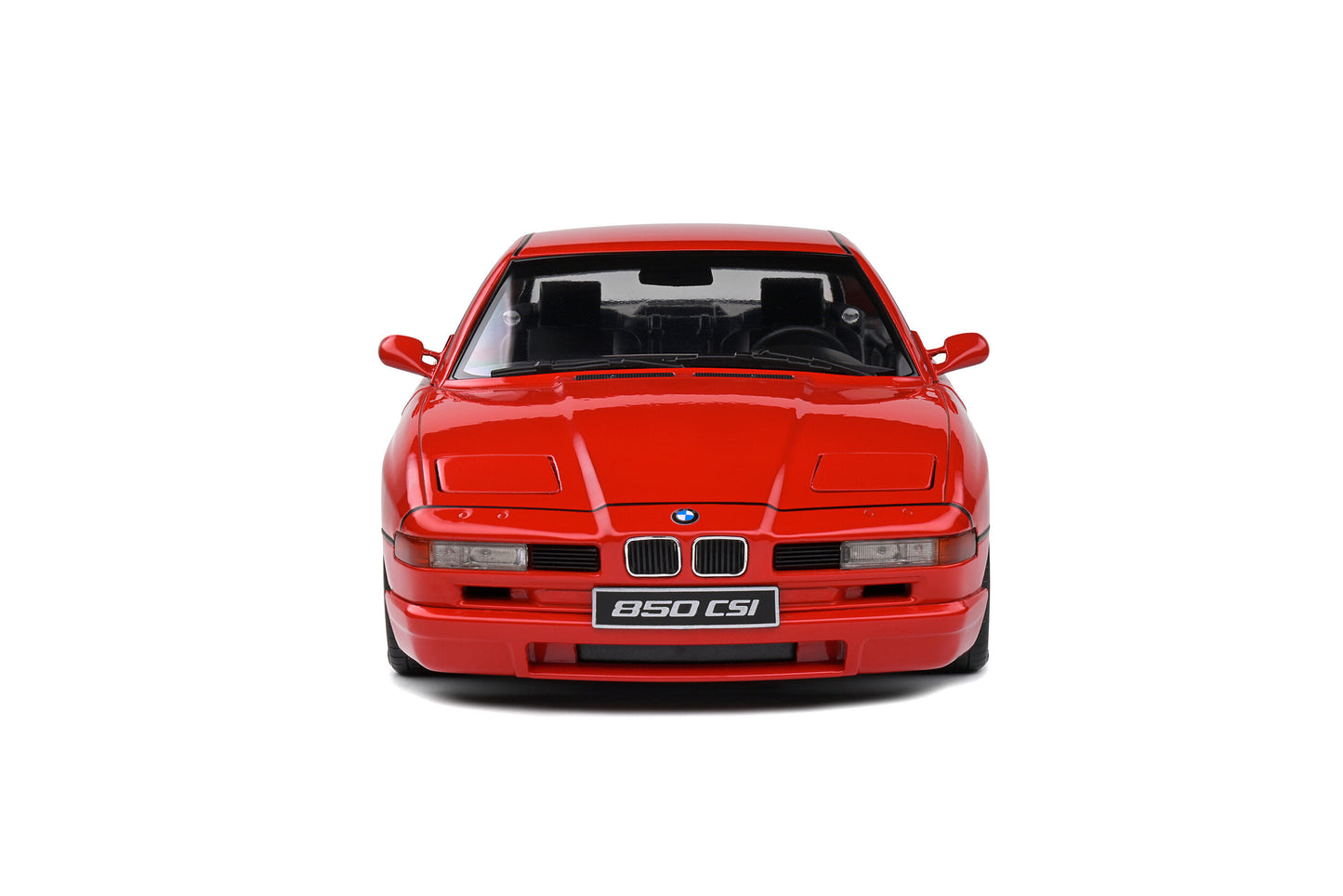 BMW 850 (E31) CSI – Brilliant Rot – 1990 1/18 Solido S1807001