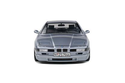 BMW 850 (E31) CSI – Arktissilber Met – 1992 1/18 Solido S1807004