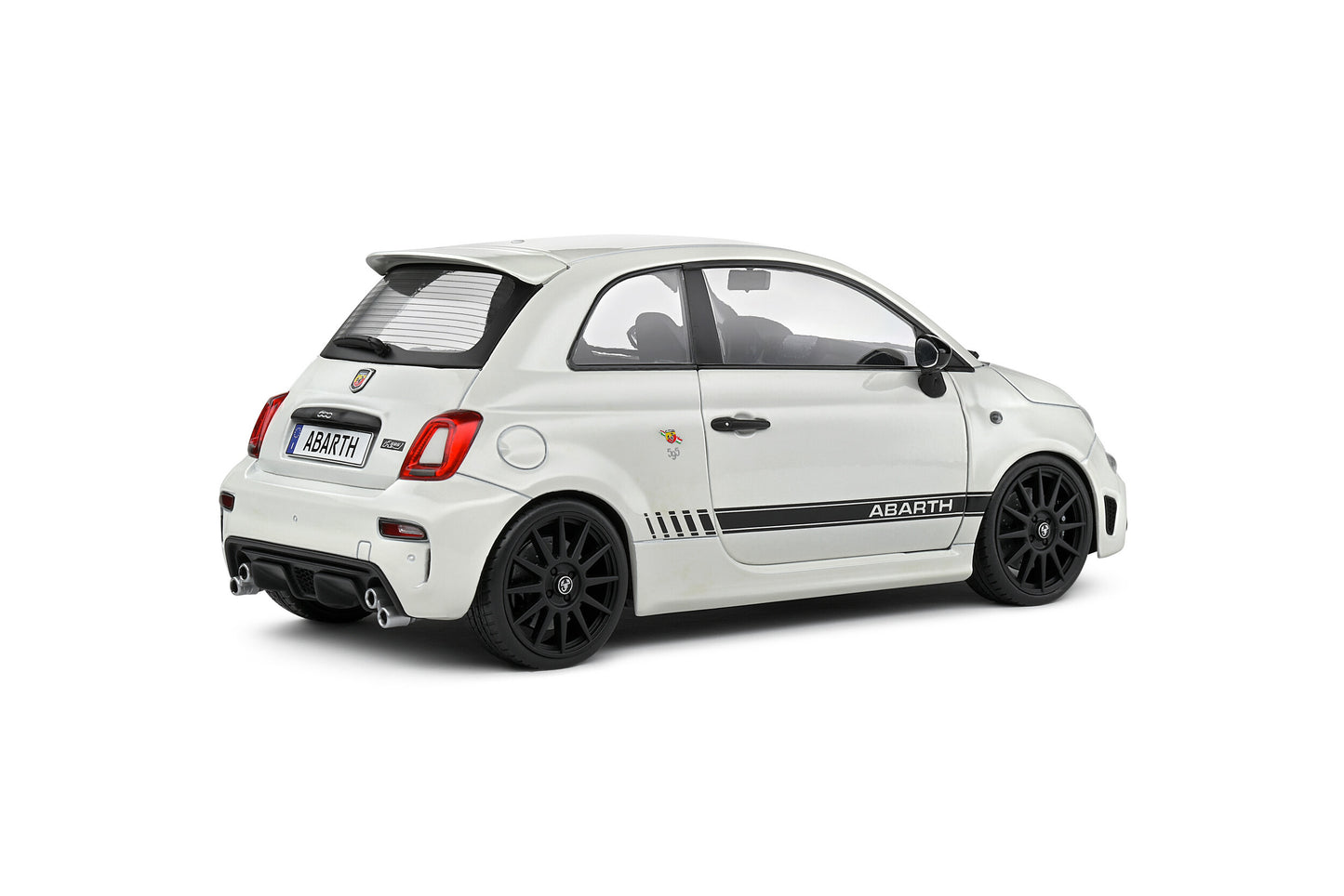 Fiat F595 Abarth – Ghiaccio White – 2022 1/18 Solido S1811301