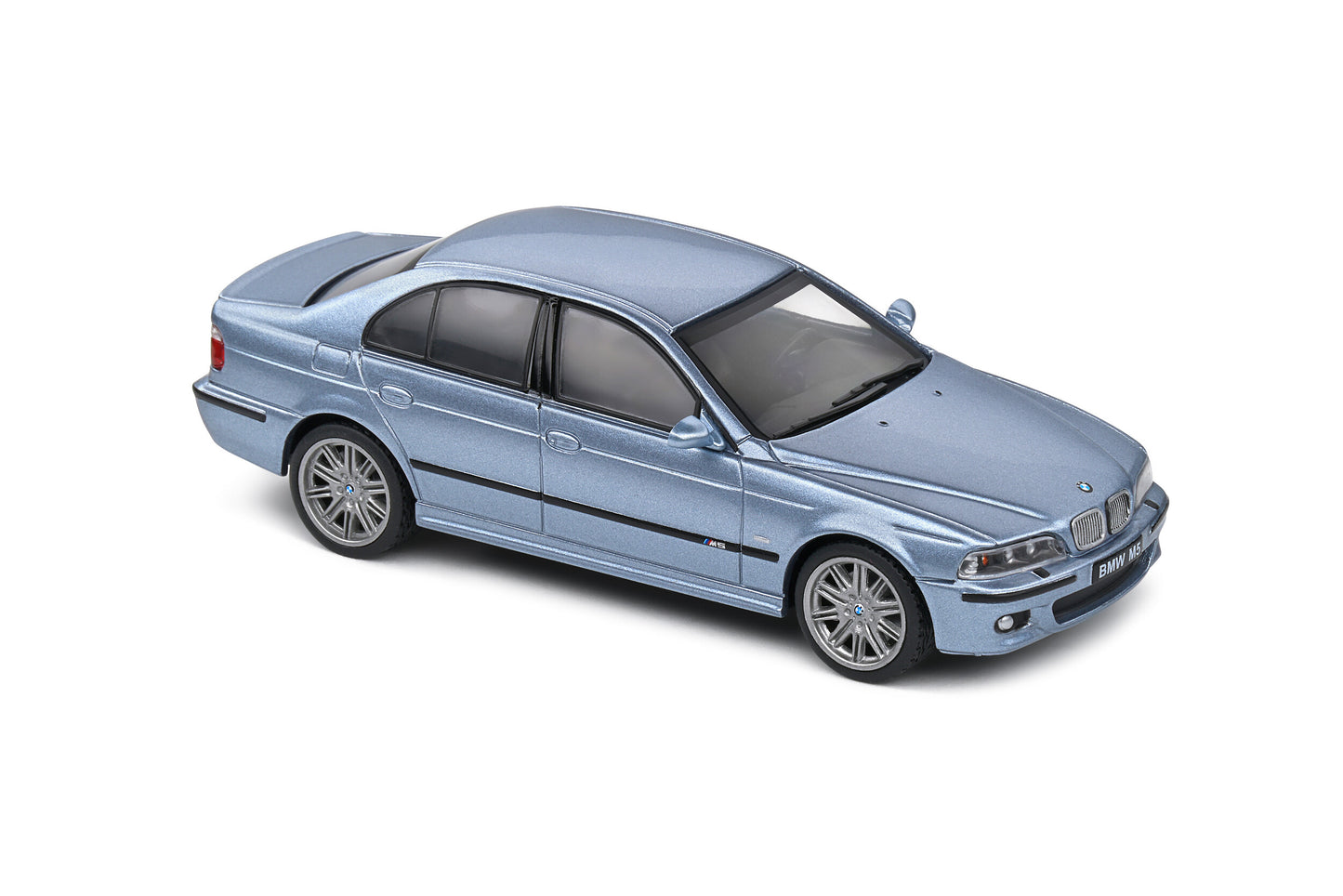 BMW M5 E39 – Silver Water blue – 2000 1/43 Solido S4310503