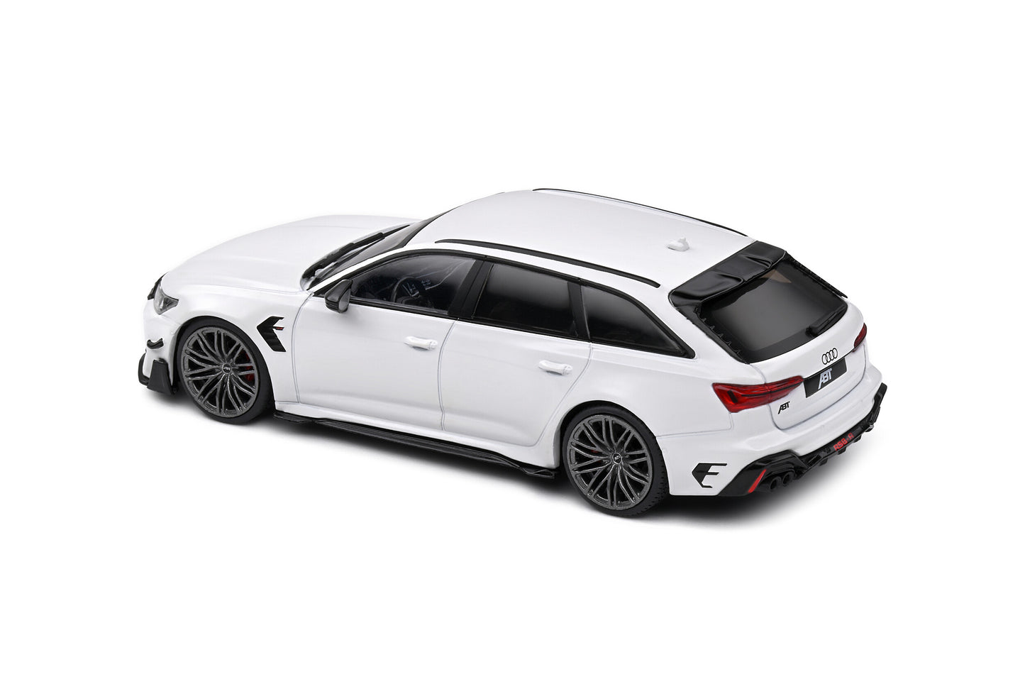 ABT RS6 R – Ibis White – 2021 1/43 Solido S4310710