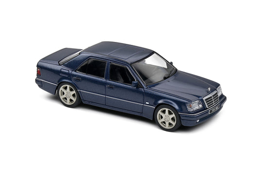 Mercedes-Benz W124 E60 AMG – Nautical Blue – 1994 1/43 Solido S4313203