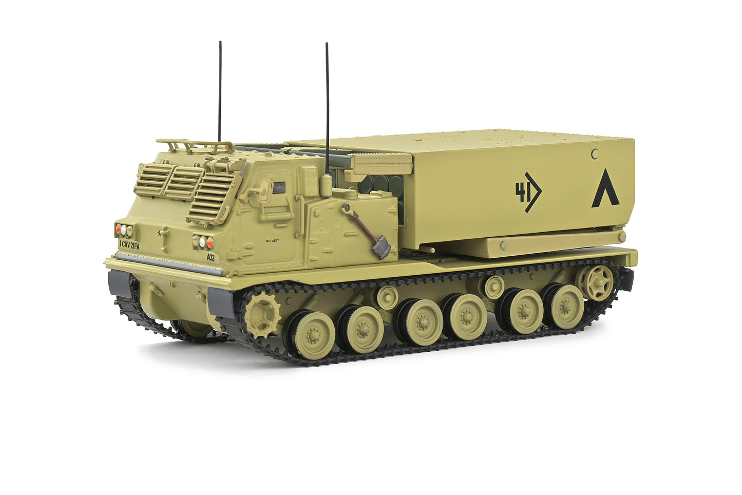 Vought Corporation M270/A1 Rocket Launcher 1st Cavalery Desert Storm 1991 1/48 Solido S4800603