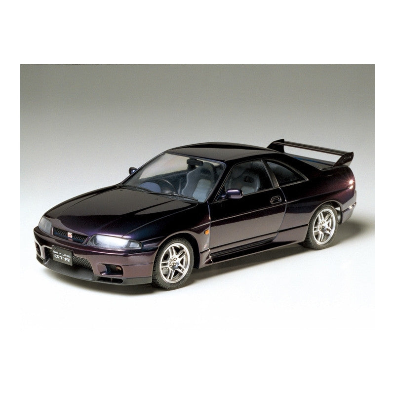 Nissan Skyline GT-R R33 V-Spec 1/24 Scale Tamiya 24145