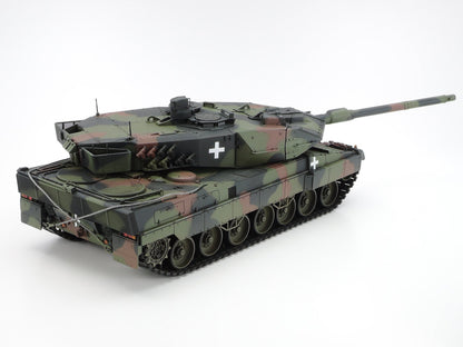 Leopard 2 A6 Tank "Ukraine" 1/35 Scale Tamiya 25207