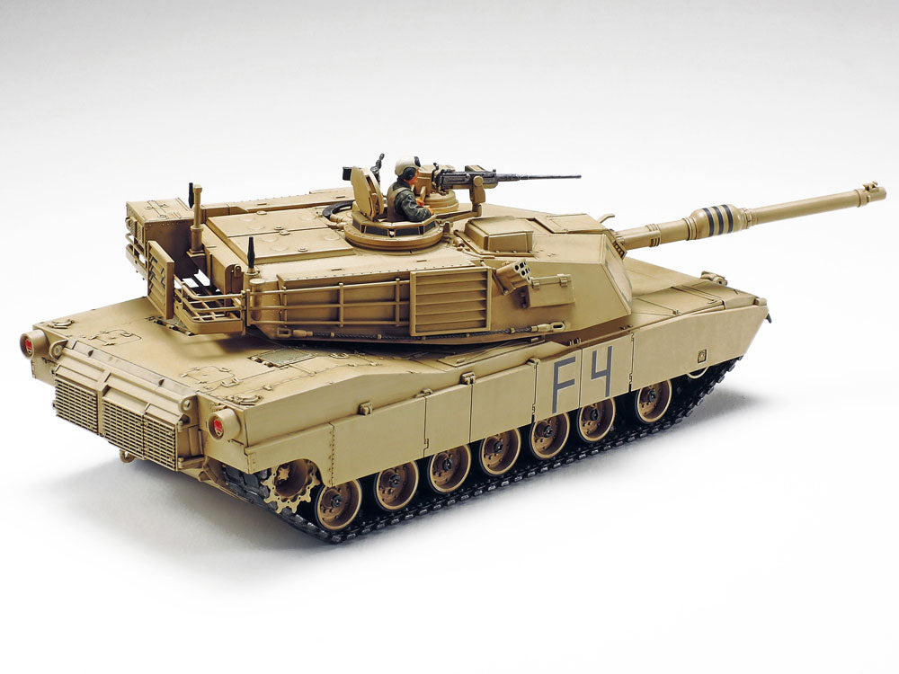 US Main Battle tank M1A2 Abrams 1/48 Scale Tamiya 32592