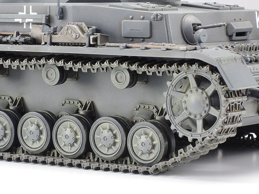 German Tank PZKW IV Ausf.F 1/35 Scale Tamiya 35374