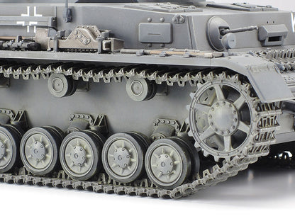 German Tank PZKW IV Ausf.F 1/35 Scale Tamiya 35374