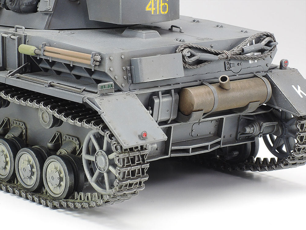 German Tank PZKW IV Ausf.F 1/35 Scale Tamiya 35374