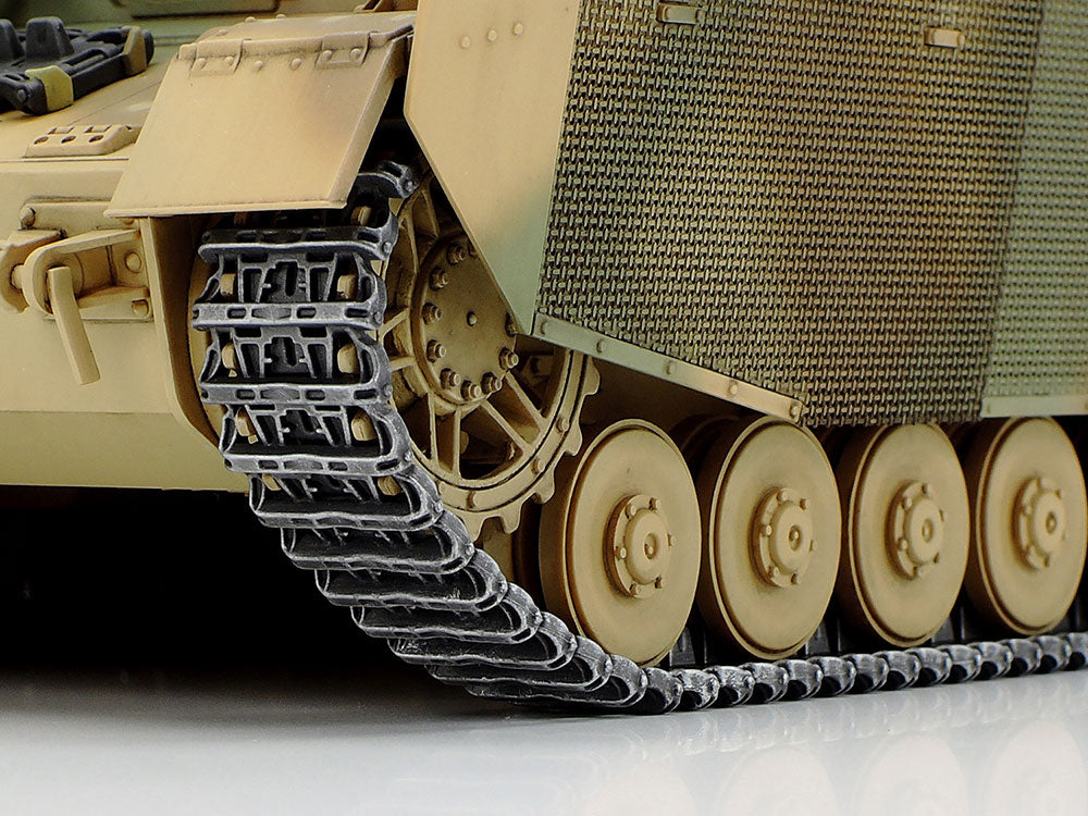 German Panzer IV/70(A) 1/35 Scale Tamiya 35381