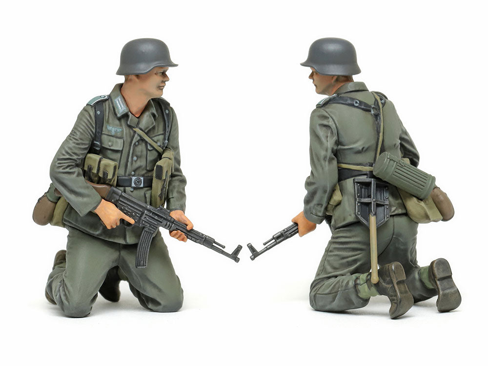 German Infantry Set (Late WWII) 1/35 Scale Tamiya 35382