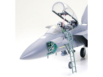 F-15E Strike Eagle w/Bunker Buster 1/32 Scale Tamiya 60312
