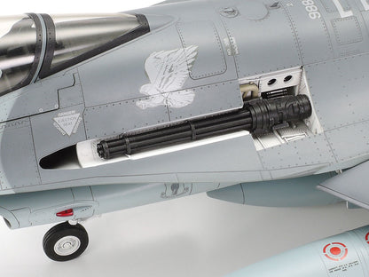 F-16CJ Fighting Falcon 1/32 Scale Tamiya 60315