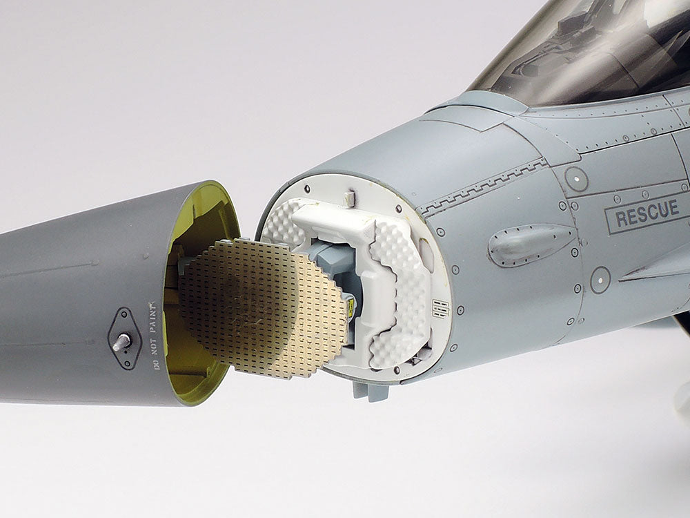 F-16CJ Fighting Falcon 1/32 Scale Tamiya 60315