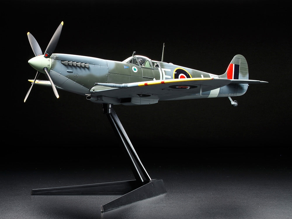 Spitfire Mk.IXC 1/32 Scale Tamiya 60319
