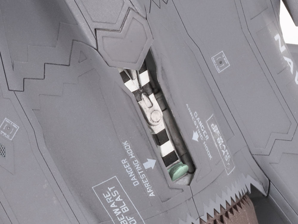 Lockheed Martin F35C Lightning III 1/72 Scale Tamiya 60794