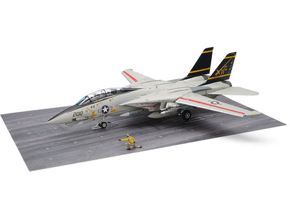 Grumman F-14A Tomcat (Late Model) 1/48 Scale Tamiya 61122