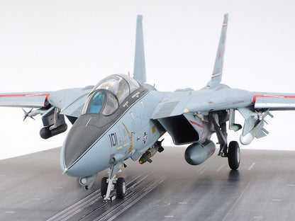 Grumman F-14A Tomcat (Late Model) 1/48 Scale Tamiya 61122