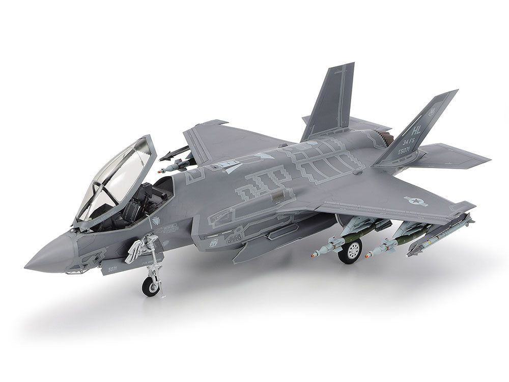 F-35A Lightning II 1/48 Scale Tamiya 61124
