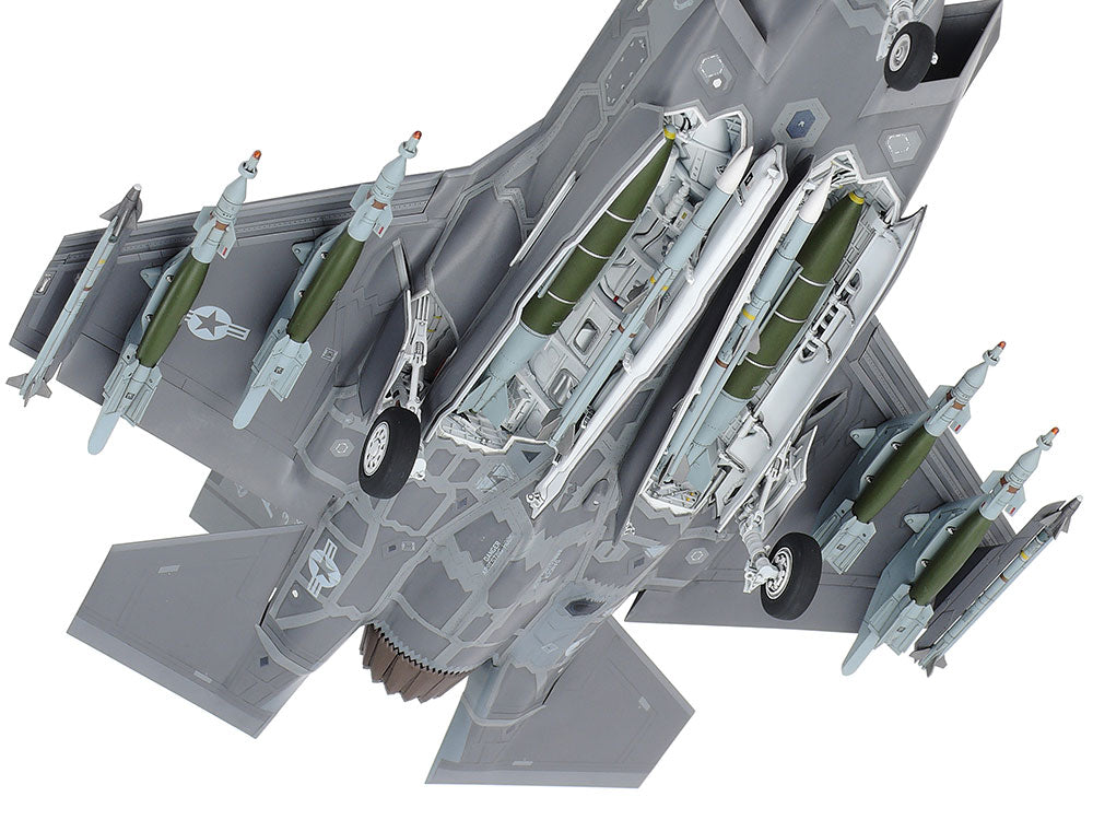 F-35A Lightning II 1/48 Scale Tamiya 61124