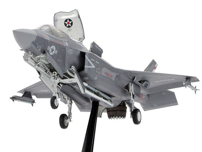 Lockhead Martin F-35B Lightning II 1/48 Scale Tamiya 61125