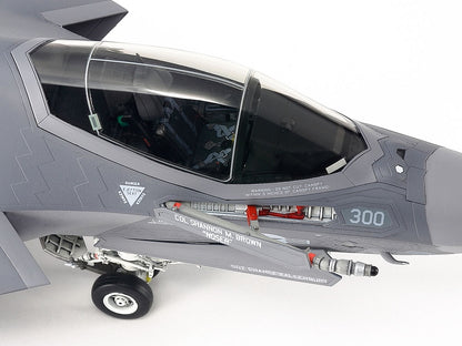 Lockhead Martin F-35C Lightning II1/48 Scale Tamiya 61127