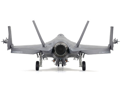 Lockhead Martin F-35C Lightning II1/48 Scale Tamiya 61127