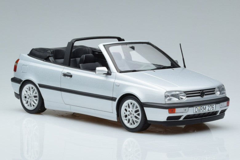 VW GOLF CABRIOLET  SILVER 1995 1/18 Scale NOREV MTDNOR188468